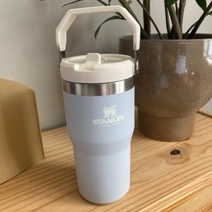 Stanley IceFlow Tumbler 20oz Rare Discontinued Cloud Blue Color